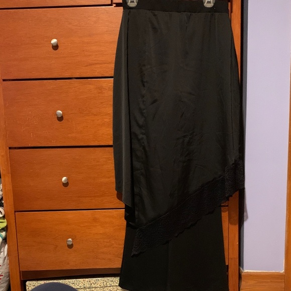 Zara Black Flare Pants with skirt attached - Picture 1 of 6